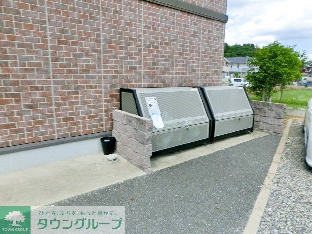 エントランス　お問合せはタウンハウジングまで！※現地待合わせ相談可能