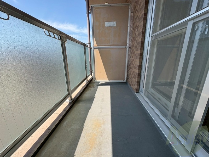 バルコニー　バルコニーが付いていますので一息ついてみてはいかがですか。