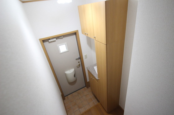 玄関　※別部屋の写真です