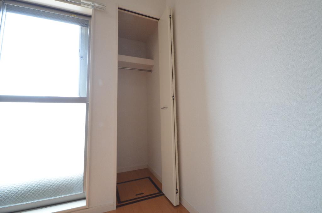 収納　クローゼット