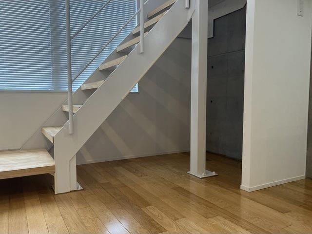 居室・リビング　☆明るい洋室☆