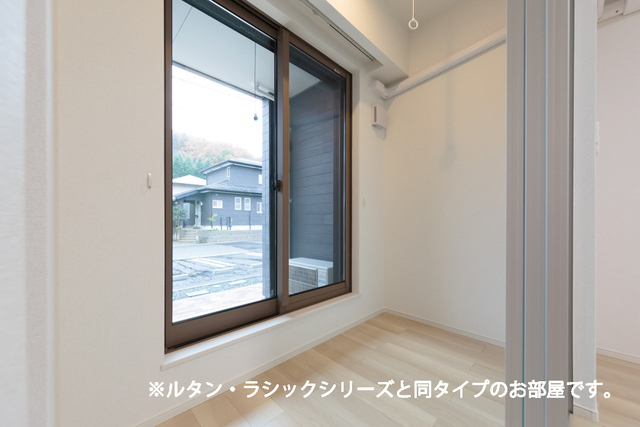 バルコニー　お問合せはシティホーム海田センター　082-821-2227