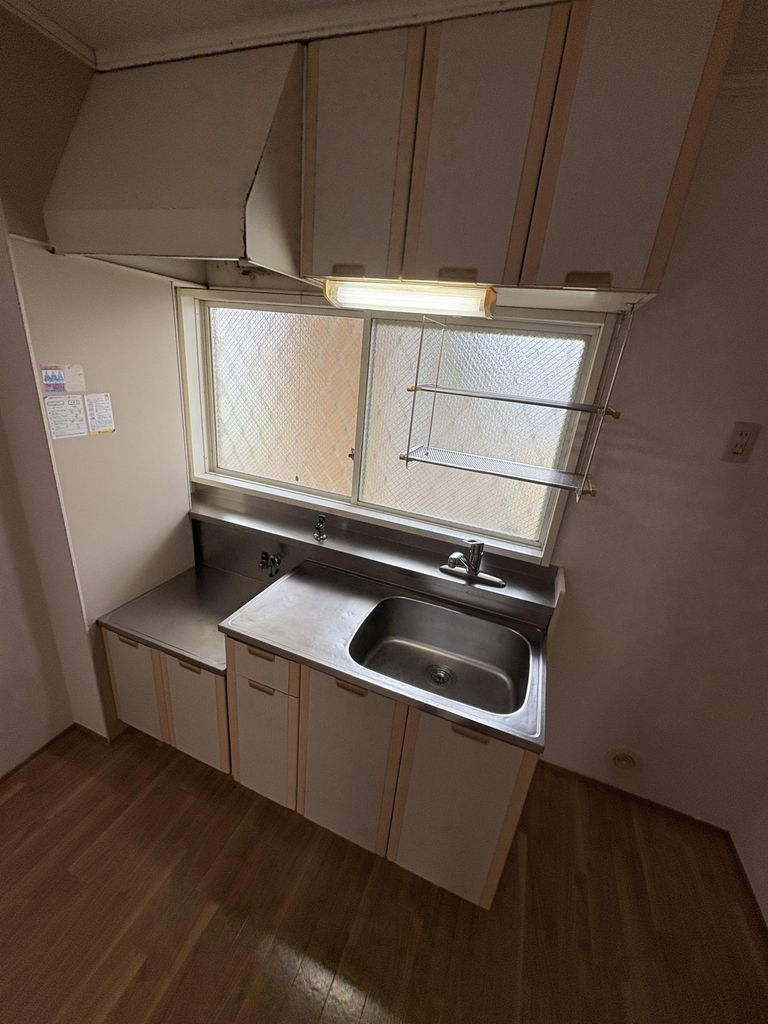 居室・リビング　南向きで明るいお部屋です