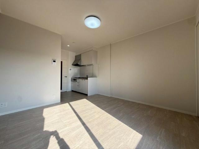 居室・リビング　※色味イメージ（類似物件）