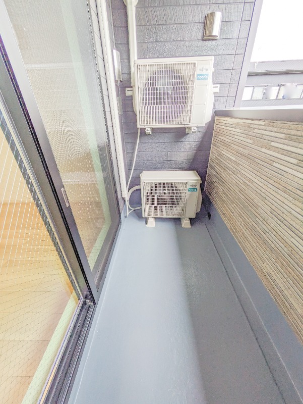 バルコニー　図面と現状に相違がある場合には現状を優先