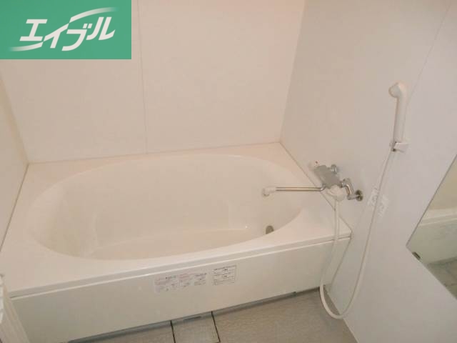 バス・シャワールーム　バスルーム