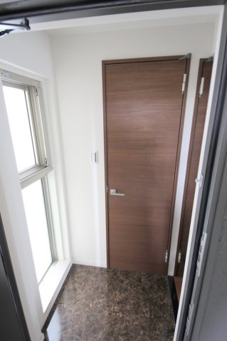 玄関　スプランディッド淀屋橋DUE（ドューエ）