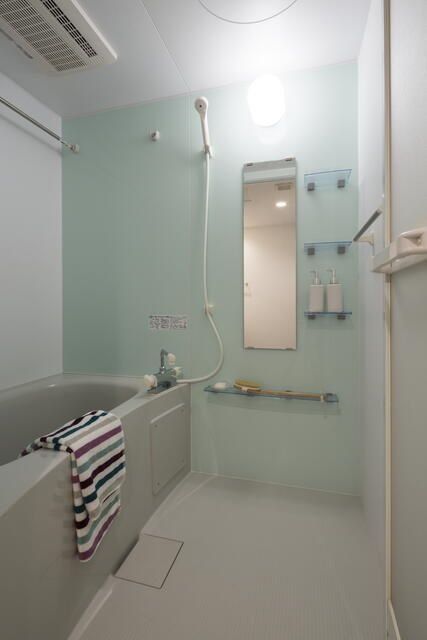 バス・シャワールーム