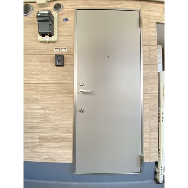 玄関　現況優先