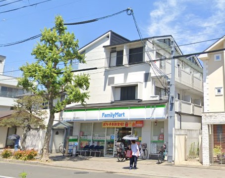 コンビニ　ファミリーマート 下鴨北園町店（コンビニ）まで248m