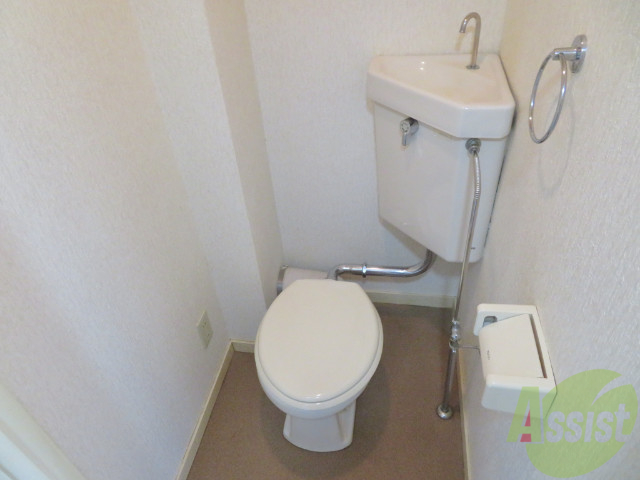 トイレ　こちらはトイレです。清潔感があり、安心して使用できます。