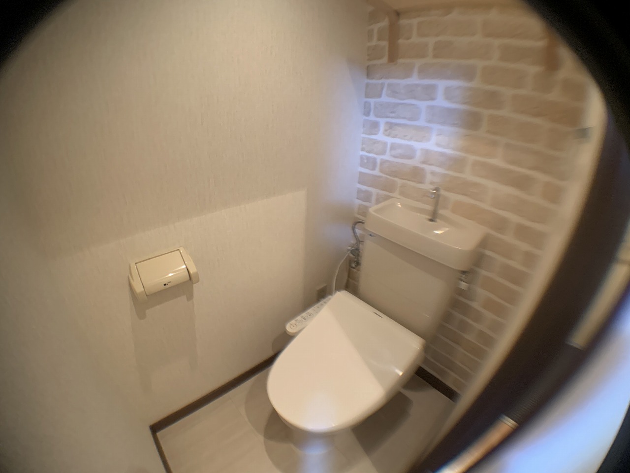 トイレ　バストイレセパレートタイプのトイレです！