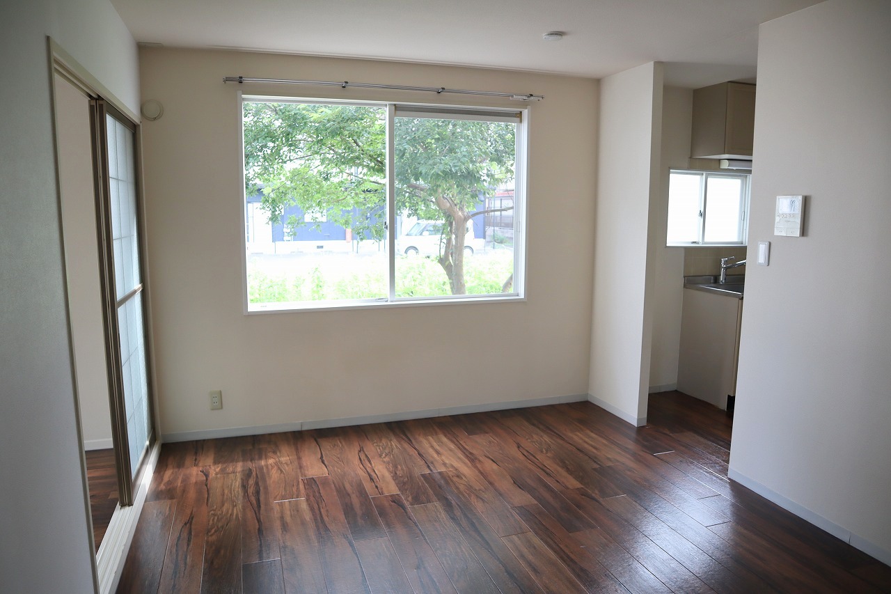 居室・リビング　※参考写真　前回入居時の写真です