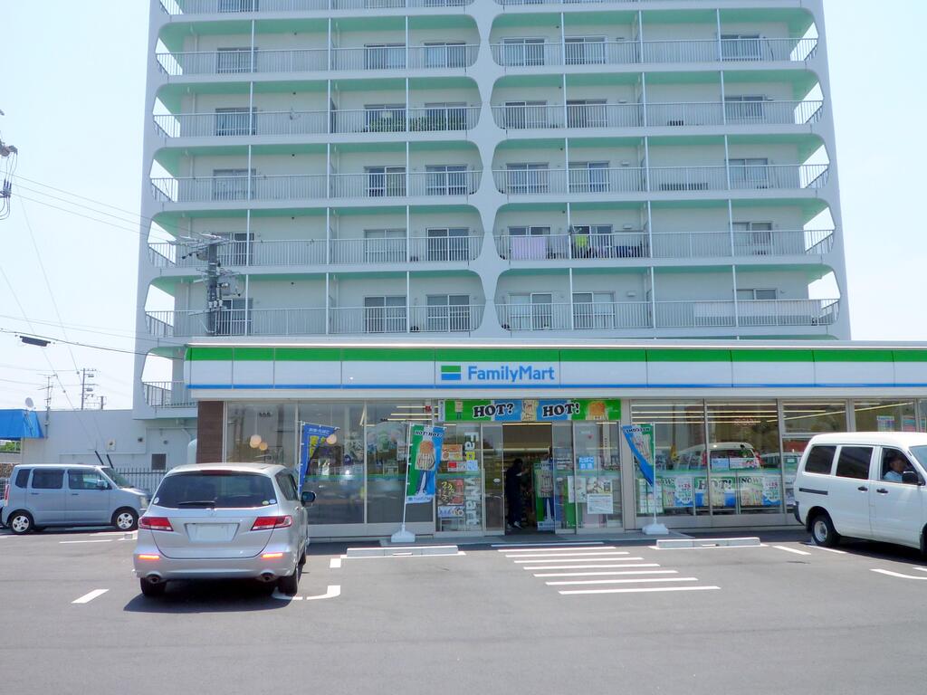 コンビニ　ファミリーマート浜名湖弁天島店（コンビニ）まで727m