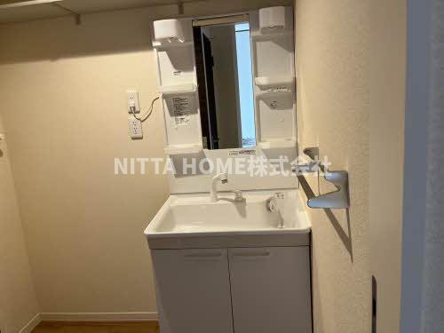 洗面設備　独立洗髪洗面台になります★