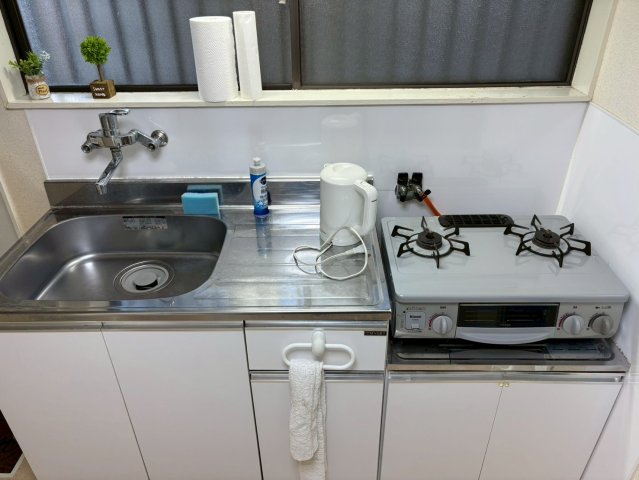 キッチン　コンパクトなキッチンで掃除もラクラク