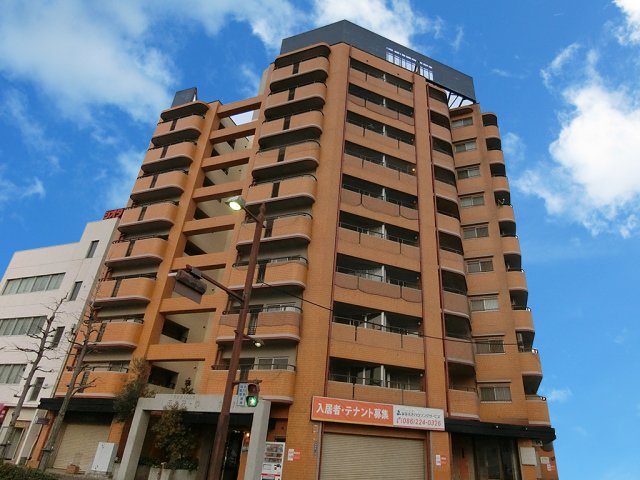 建物外観　外観は落ち着いています