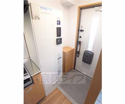 その他設備　電気温水機