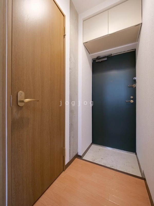 玄関　土間スペースも広々としております。