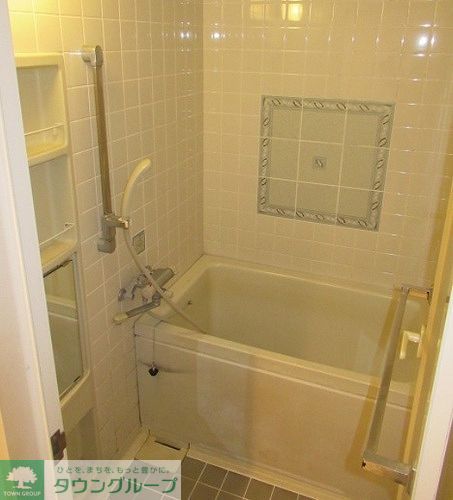 バス・シャワールーム　浴室　内装後　※2019年5月撮影