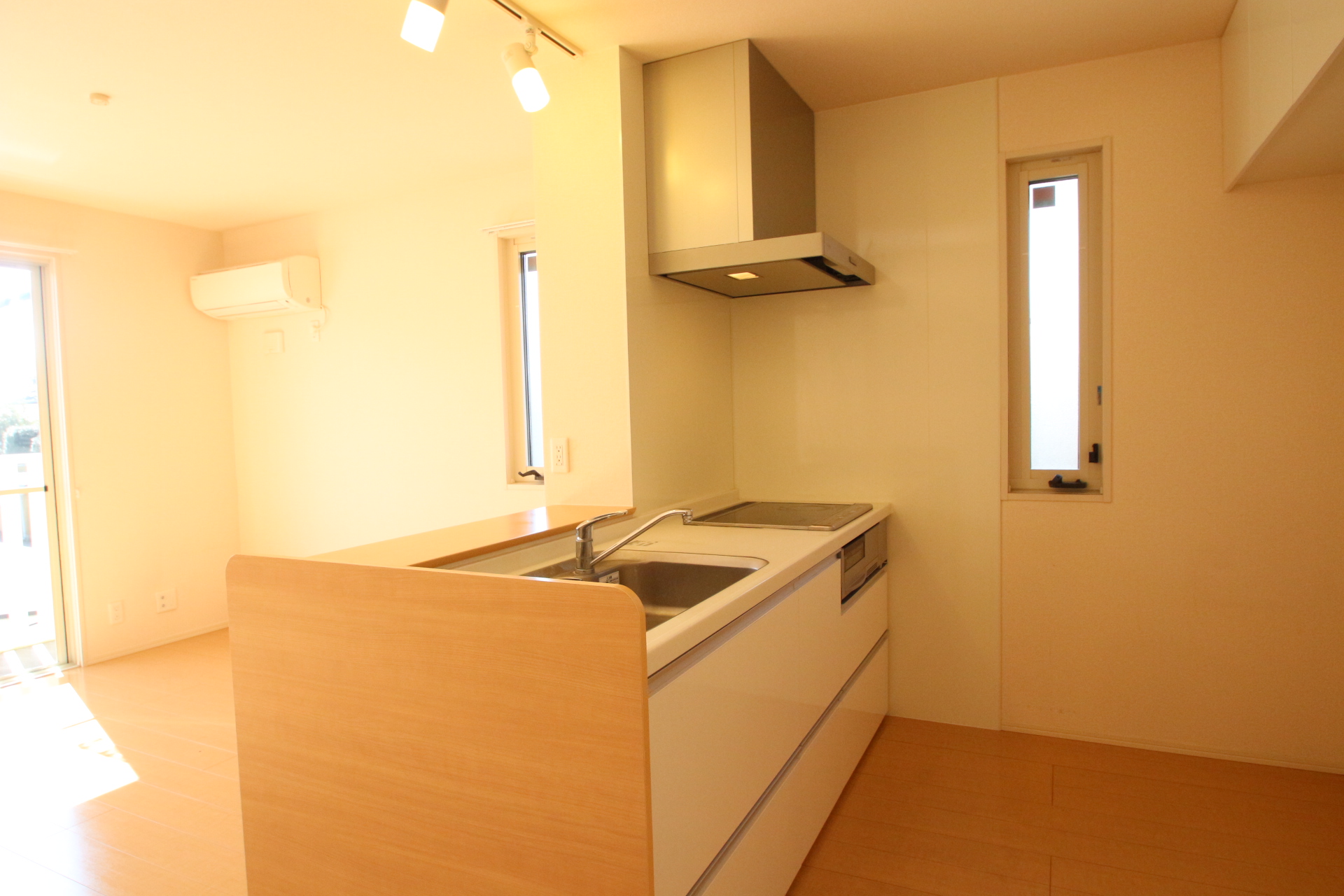 キッチン　同施工会社同シリーズ別物件