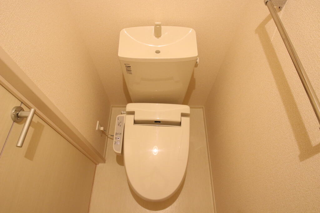 トイレ　同施工会社同シリーズ別物件