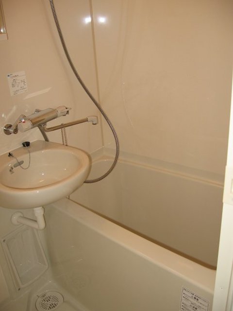 バス・シャワールーム　バスルーム