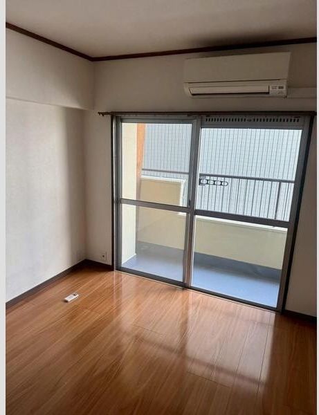 バルコニー　陽当たり良好なバルコニーです