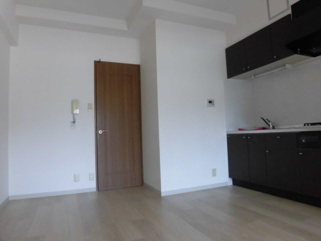 居室・リビング　広々としたきれいなリビングです