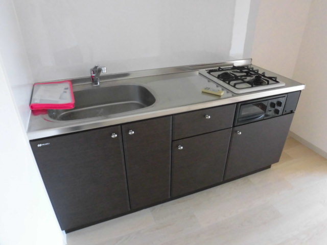 キッチン　収納面もしっかりしているキッチンです