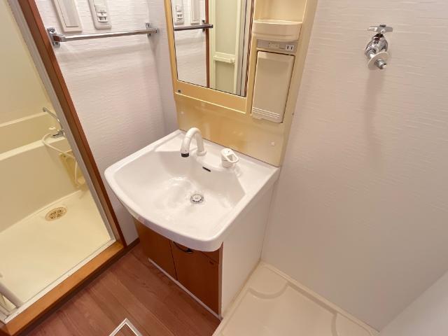 洗面設備　洗髪洗面化粧台