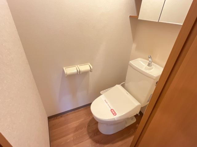 トイレ　シャワー付トイレ