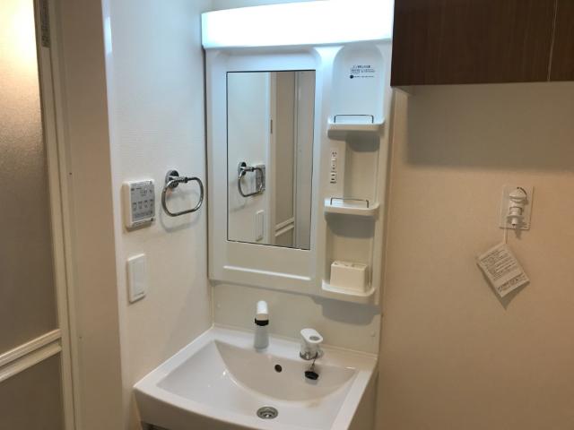 洗面設備　洗髪洗面化粧台