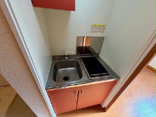 キッチン　設備・仕様は号室により異なる為、現状を優先いたします。
