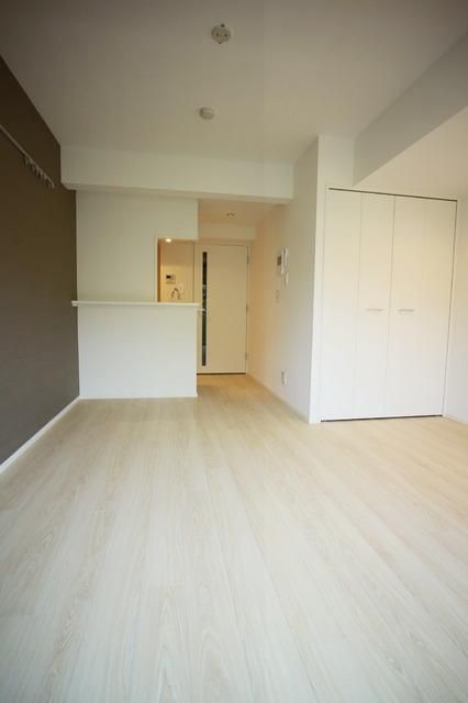 居室・リビング　★8.0帖の広々したお部屋です。★