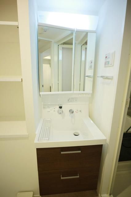 洗面設備　★独立洗面台あります。★