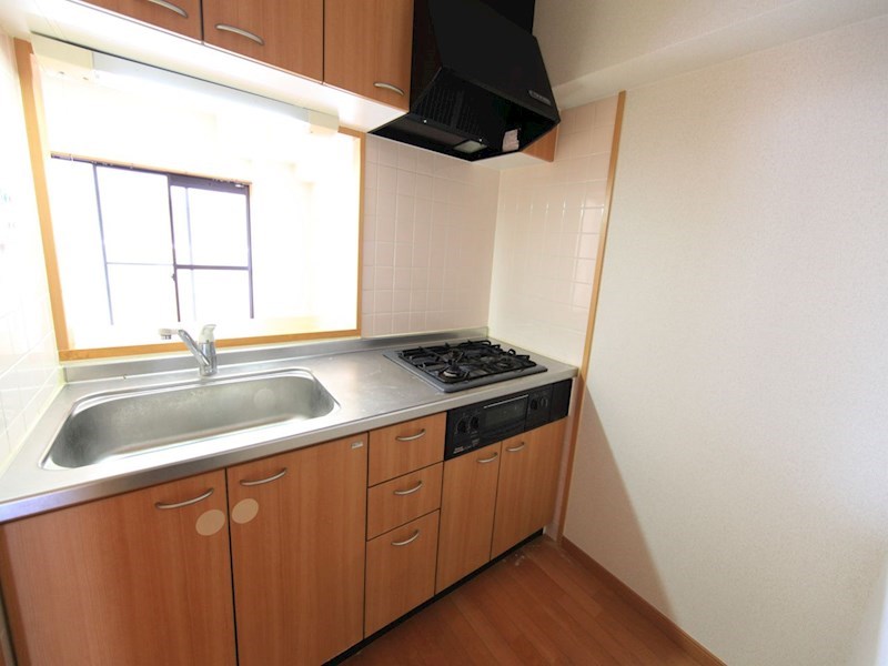 キッチン　システムキッチン（ガス3口コンログリル付）カウンターキッチン