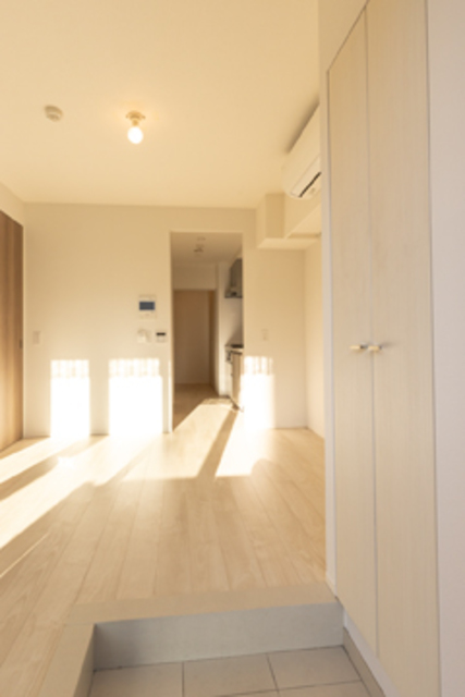 玄関　※写真は同タイプ住戸です。