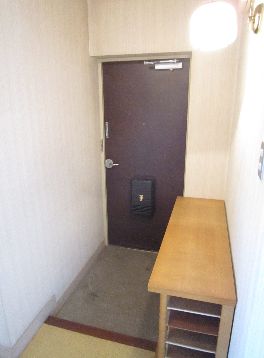 玄関　玄関（イメージ）