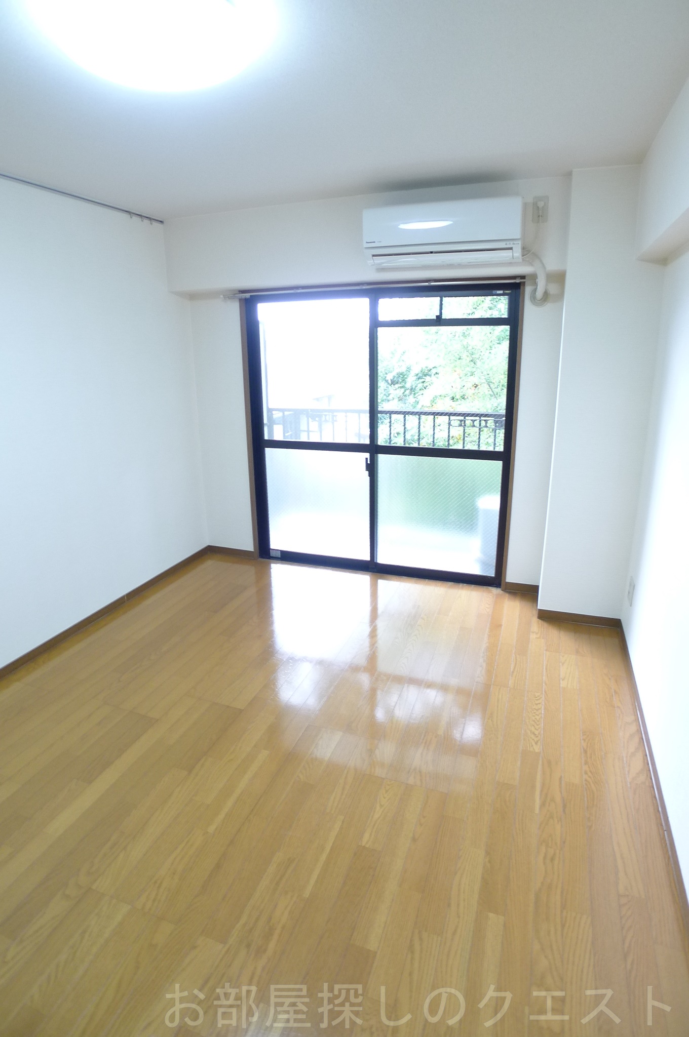 居室・リビング　（写真は同物件イメージ）