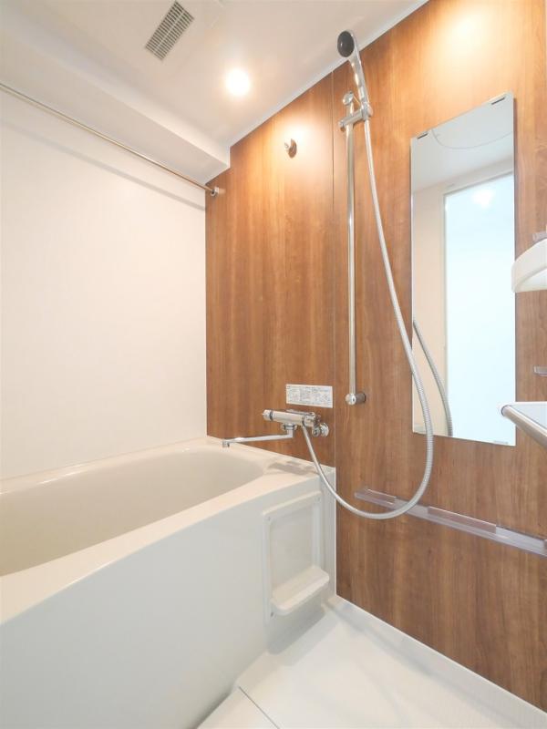 バス・シャワールーム　風呂