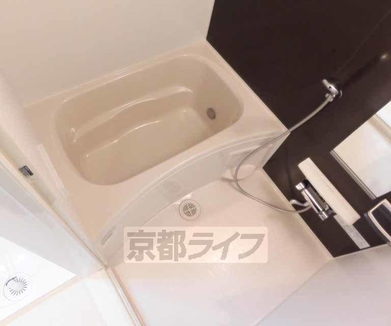 バス・シャワールーム　綺麗なお風呂です