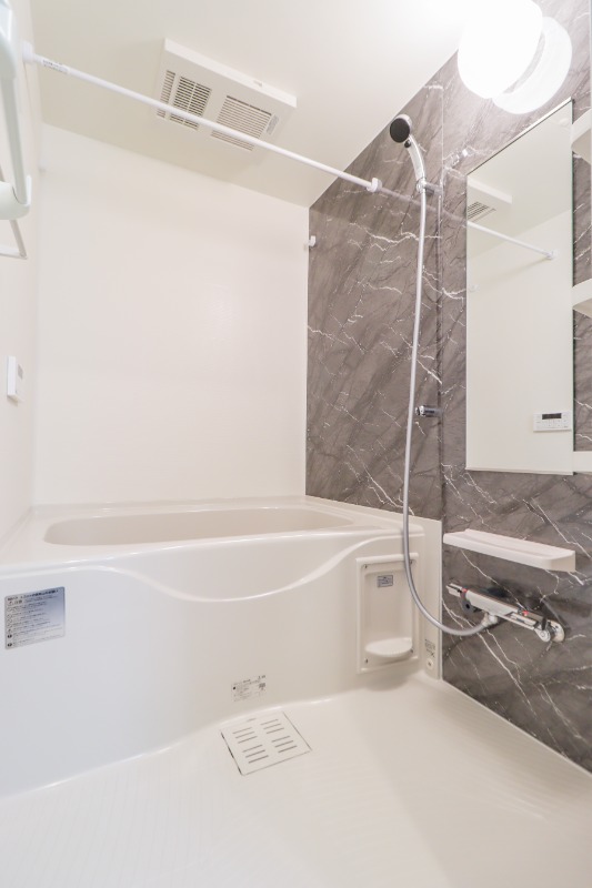 バス・シャワールーム　図面と現状に相違がある場合には現状を優先