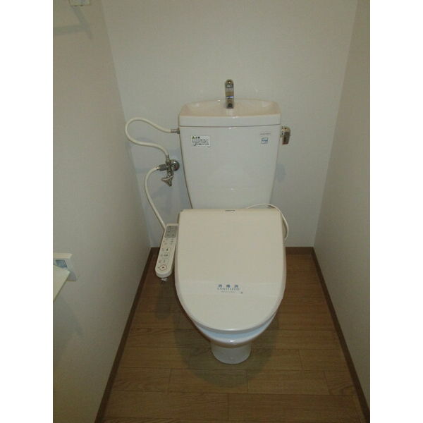 トイレ　シンプルで使いやすいトイレです