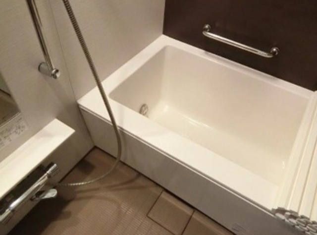 バス・シャワールーム　※別部屋参考写真