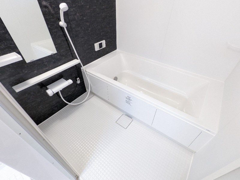 バス・シャワールーム　図面と現状に相違がある場合には現状を優先