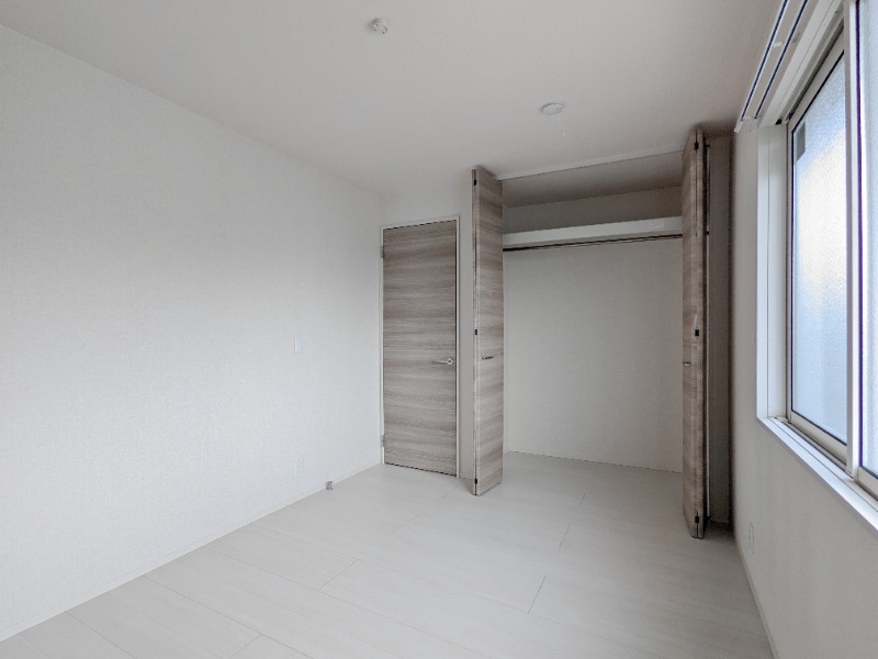 収納　図面と現状に相違がある場合には現状を優先