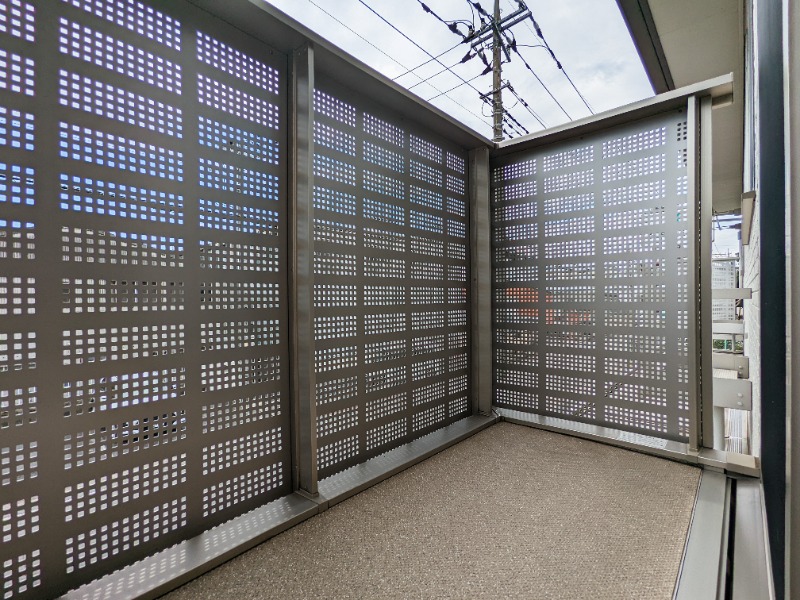 バルコニー　図面と現状に相違がある場合には現状を優先