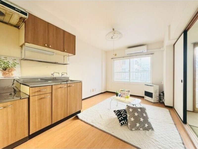 居室・リビング　モデルルーム仕様の画像です。