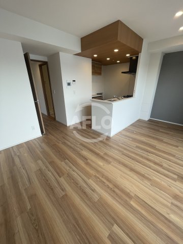 居室・リビング　STANDZ四天王寺前夕陽丘　リビング